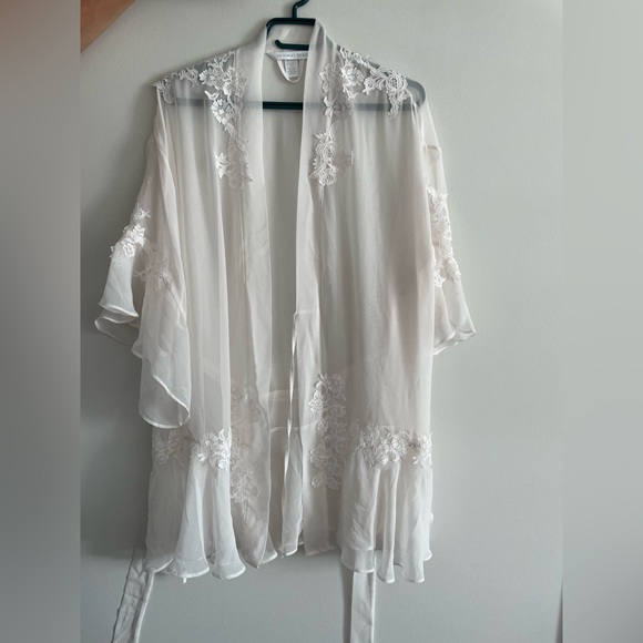 Victoria Secret Lace Embroidered Chemise - Picture 6 of 8